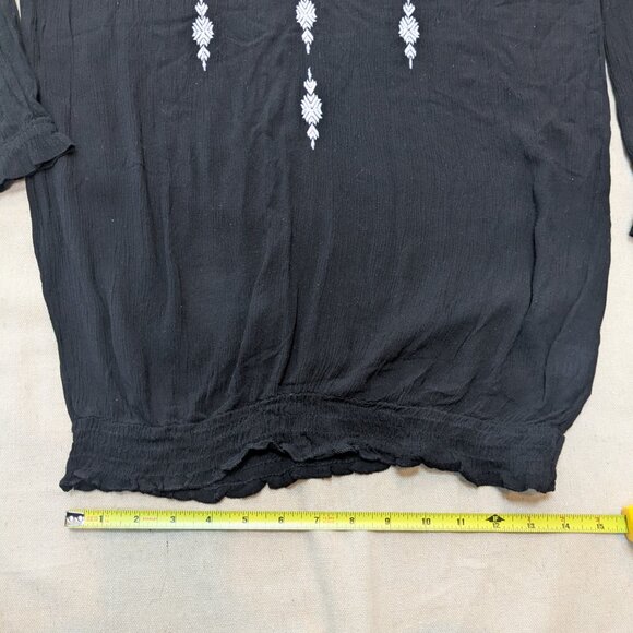 Love Potion Womens Black, Long Sleeve, Open Shoulder Top Size M Rayon - Picture 2 of 5